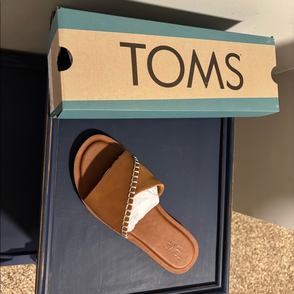 Shea Tan Leather Sandal By Toms